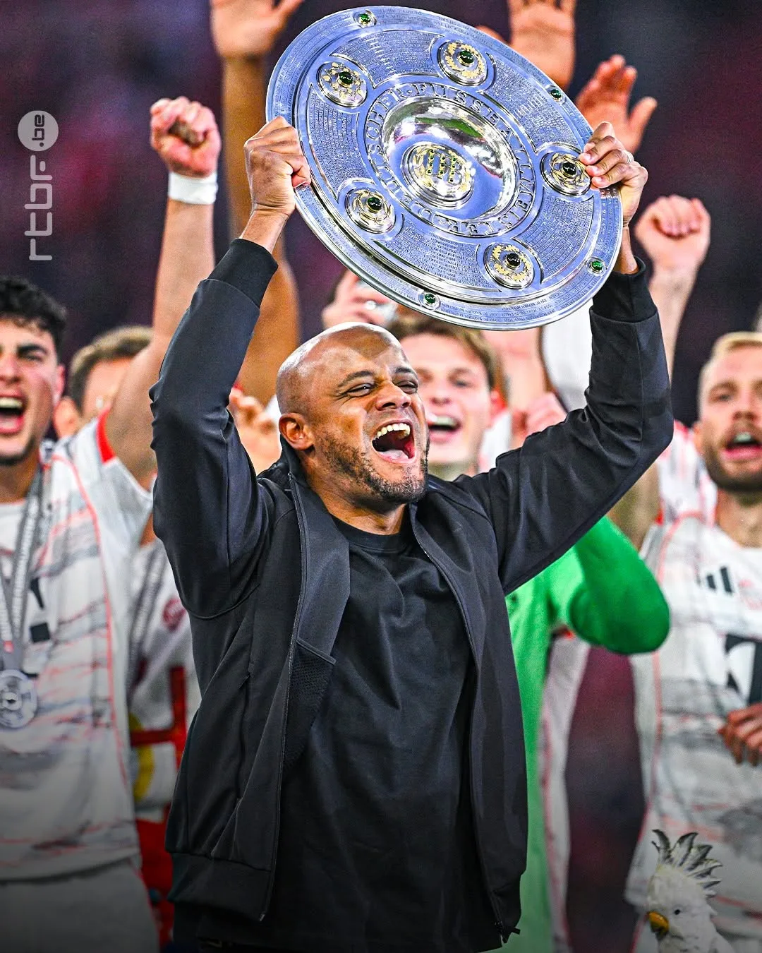 huan-luyen-vien-bayern-munich-hien-tai-la-ai-a1as