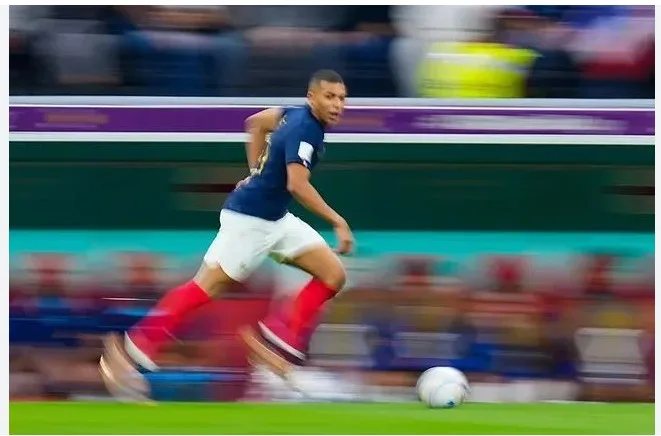 cuoc-dua-haaland-vs-mbappe-ai-gioi-hon-a23