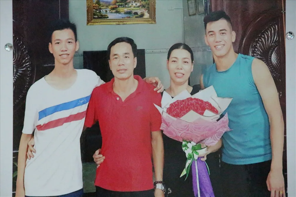 nhung-thanh-tich-noi-bat-cua-cau-thu-tien-linh-a3