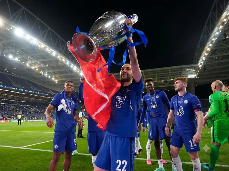 Ziyech cùng Chelsea chinh phục chức vô địch Champions League 2020/21.