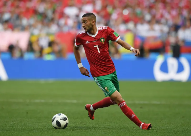 Hakim Ziyech là tiền vệ người Maroc nổi bật với chân trái kỹ thuật.